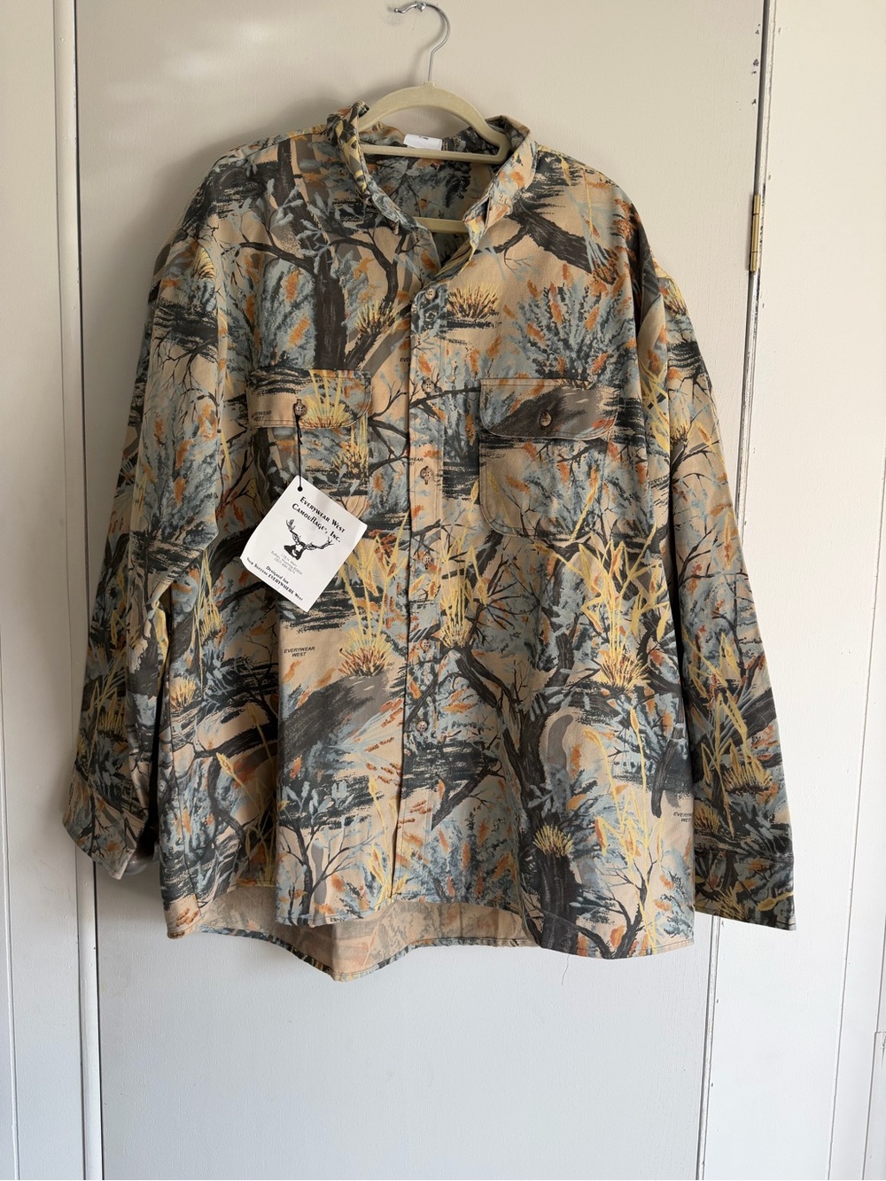 Neutral Multi-Color Printed Button-Up Shirt NWT vintage button down